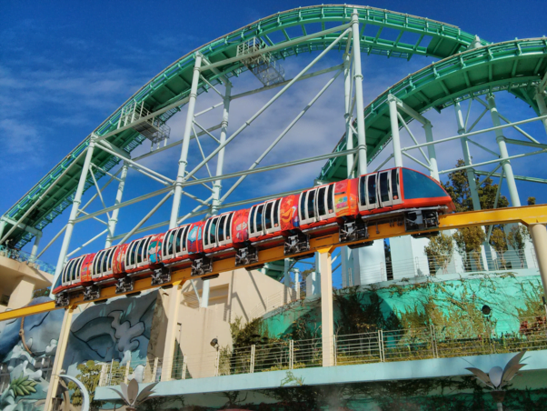 Screen Shot 2015-12-10 at 8.49.30 AM theme park saftey